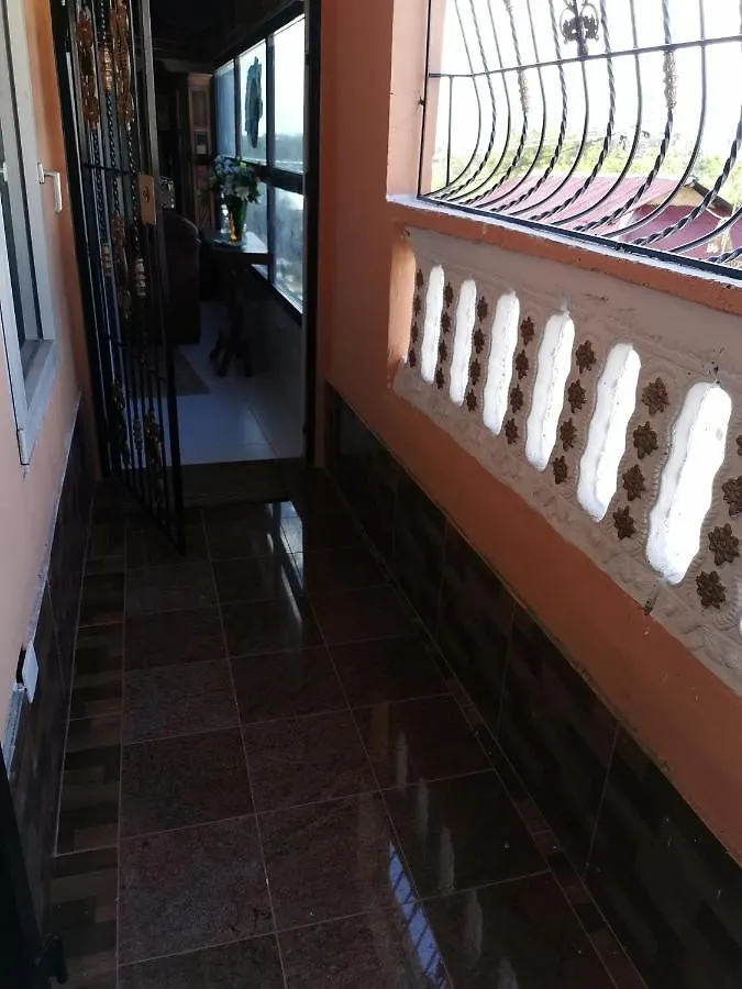Cerro Al Medio Lago Enriquillo Resort